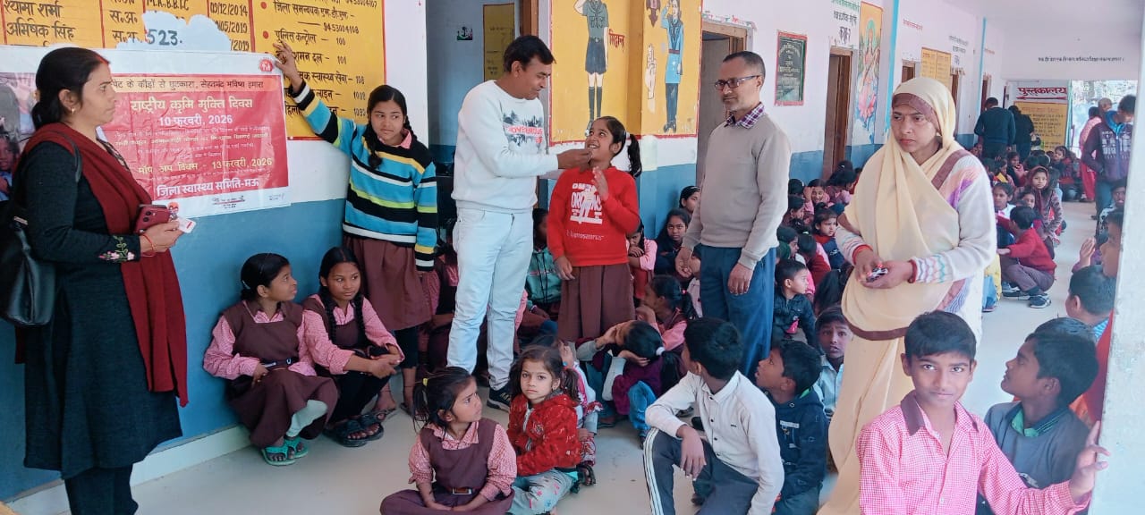 कृमि संक्रमण के इलाज और बचाव के लिए किया जागरूक